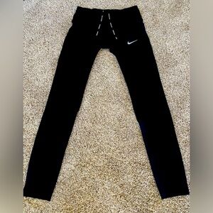 Nike Women’s Epic Run Tight Leggings. Full length. Black. Small.